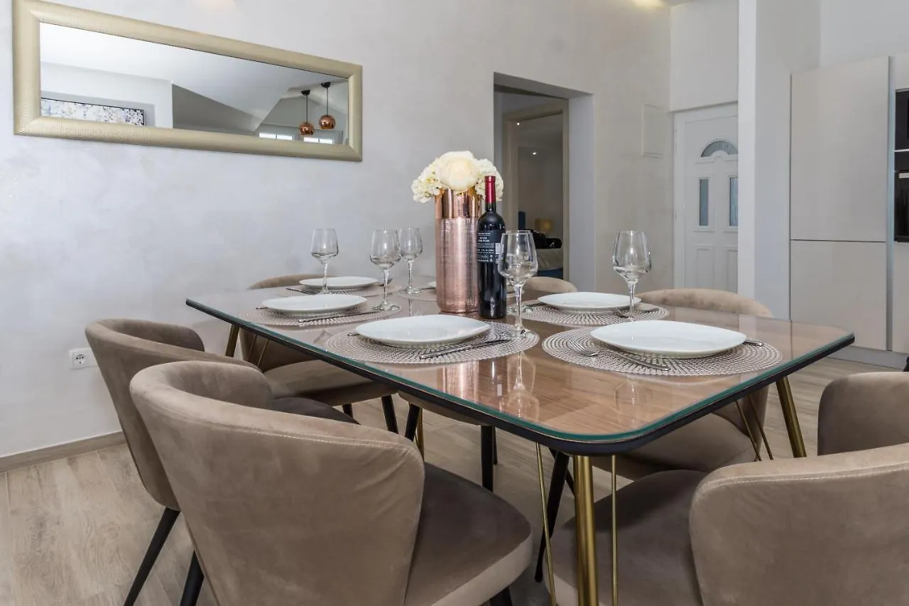 Apartments Prestige Kastela