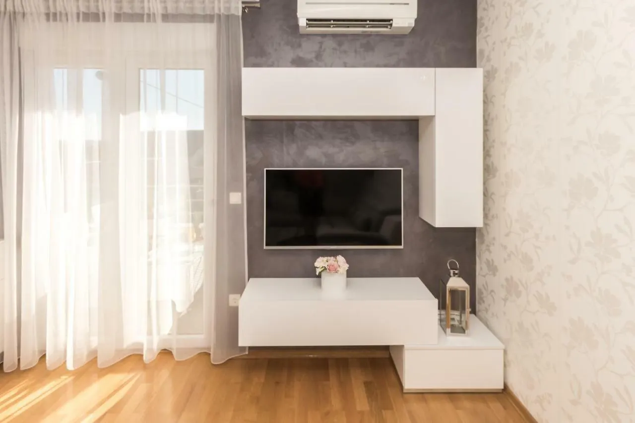 Apartments Prestige Kastela Croatia